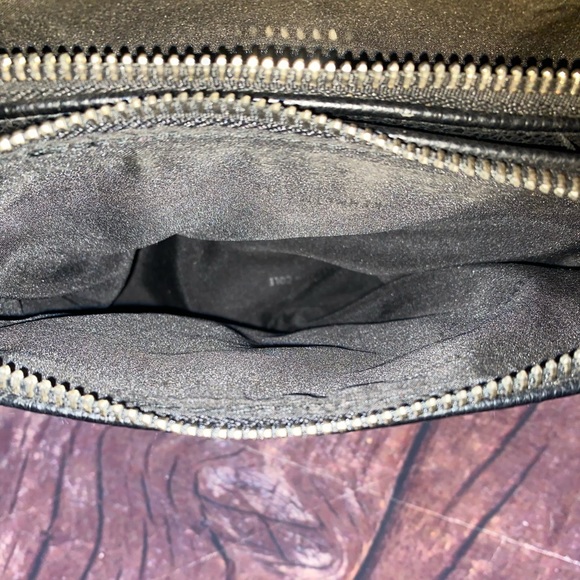 Kenneth Cole Reaction Handbag - Picture 6 of 7